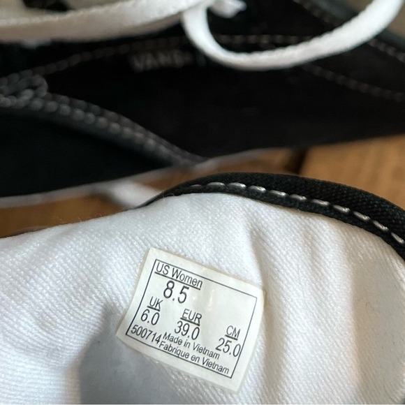 Vans Canvas Sneakers‎ Black Low Top Lace Up Casual Comfort Shoes Size 8.5 - Picture 6 of 10